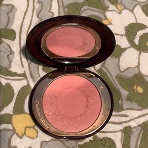 Charlotte Tilbury blush